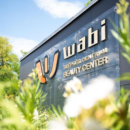 Wabi Hotel - Beauty & Dental Center ショプロン エクステリア 写真