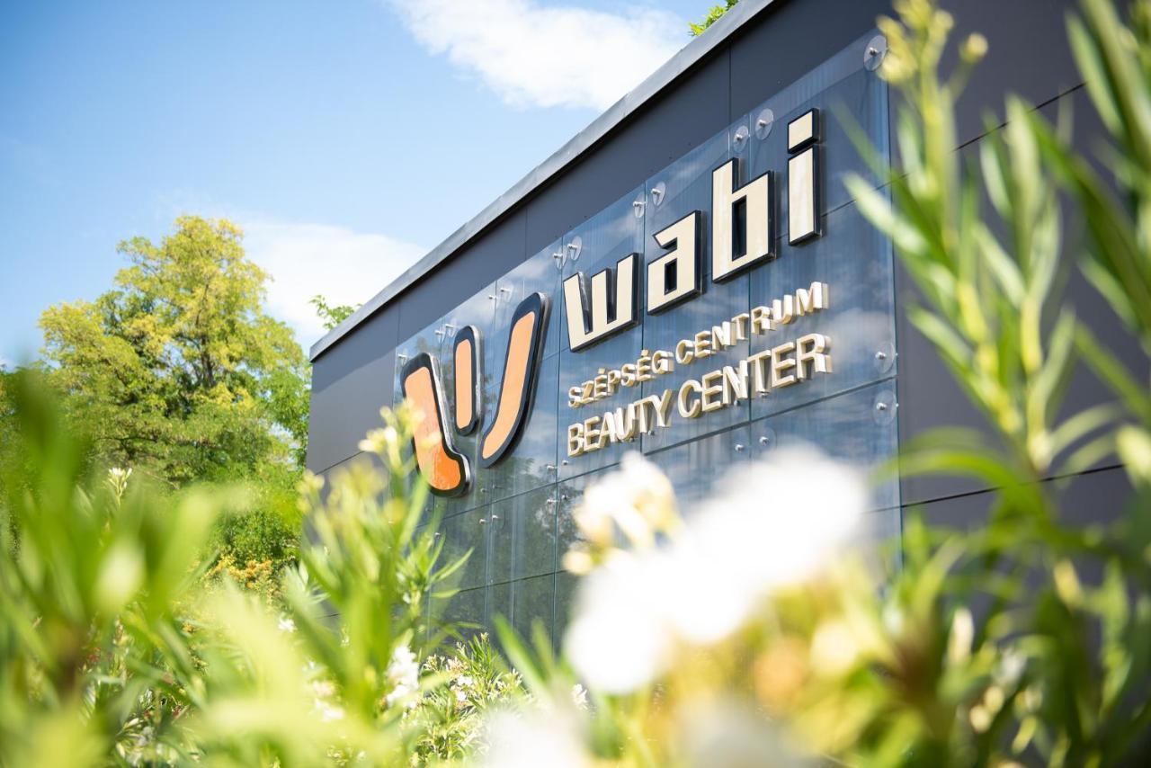 Wabi Hotel - Beauty & Dental Center ショプロン エクステリア 写真